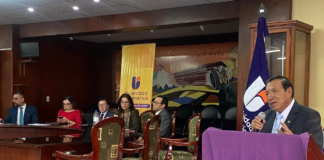 En el marco de su compromiso con la formación integral de sus estudiantes y la promoción del pensamiento crítico y creativo, la Universidad Tecnológica Indoamérica sede Latacunga llevó a cabo una serie de eventos académicos y culturales dirigidos a potenciar el desarrollo personal y profesional de la comunidad universitaria, en conmemoración de los 40 años de vida institucional de nuestra casa de estudios.