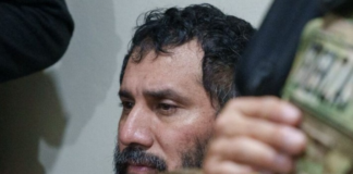Alexei Schacht, abogado de Adolfo Macías Villamar, alias ‘Fito’, advirtió que las autoridades cambiaron de celda a su defendido luego de que aceptó ser extraditado a Estados Unidos. El jurista estadounidense, a cargo de la defensa del cabecilla de Los Choneros, aseguró que teme por su vida.