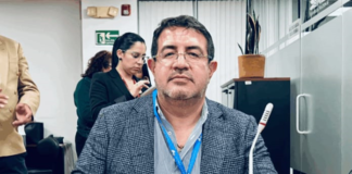 En una medida sin precedentes, el Gobierno ha ofrecido una recompensa de 100,000 dólares a quien proporcione información sobre el paradero del asambleísta Santiago Díaz, quien se encuentra en la lista de los más buscados por la justicia ecuatoriana. La noticia fue anunciada por el ministro del Interior, John Reimberg, el 13 de julio a través de un mensaje en la red social X.