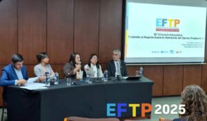 En Ecuador, más de 350.000 estudiantes se forman actualmente en Educación y Formación Técnica y Profesional (EFTP) en los niveles secundario y superior, según datos de la UNESCO 2023.