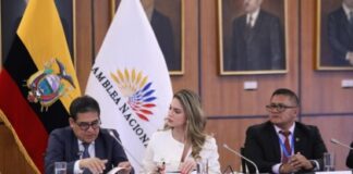 La Corte Nacional de Justicia (CNJ) impulsa una reforma al Código Orgánico Integral Penal (COIP) que busca evitar la aplicación de la prisión preventiva como una forma de sanción anticipada. La propuesta, presentada formalmente ante la Comisión de Justicia de la Asamblea Nacional, plantea que la medida cautelar no podrá prolongarse más allá de un “plazo razonable”.