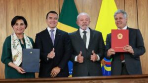 Los presidentes de Brasil y Ecuador, Luiz Inácio Lula da Silva y Daniel Noboa, se reunieron en el Palacio de Planalto en Brasilia, marcando la primera Visita de Estado de un mandatario ecuatoriano al país vecino en 18 años.