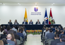 La Universidad Tecnológica Indoamérica celebró su cuadragésimo aniversario de vida institucional, en un acto conmemorativo que tuvo lugar en el auditorio del Campus Manuela Sáenz, en la ciudad de Ambato.