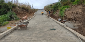 El Gobierno Autónomo Descentralizado de la Provincia Bolívar, liderado por el prefecto Aníbal Coronel Monar, avanza en la ejecución de obras que fortalecen el desarrollo urbano y mejoran la calidad de vida de la población.