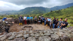 El Ministerio de Turismo dio inicio oficial a la segunda edición del programa “Turismo Futuro”, una ambiciosa iniciativa que busca transformar el turismo ecuatoriano mediante experiencias formativas, innovación y vinculación con las comunidades. El primer evento de esta edición se llevó a cabo en el complejo arqueológico Malqui Machay, ubicado en el cantón La Maná, provincia de Cotopaxi.