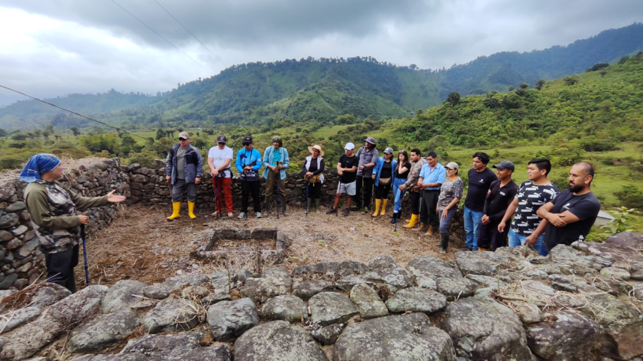 El Ministerio de Turismo dio inicio oficial a la segunda edición del programa “Turismo Futuro”, una ambiciosa iniciativa que busca transformar el turismo ecuatoriano mediante experiencias formativas, innovación y vinculación con las comunidades. El primer evento de esta edición se llevó a cabo en el complejo arqueológico Malqui Machay, ubicado en el cantón La Maná, provincia de Cotopaxi.