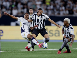 Liga Deportiva Universitaria cayó 1-0 ante Botafogo este 14 de agosto, en el primer duelo de los octavos de final de la Copa Libertadores, dejando la sensación que el marcador se puede dar vuelta en el Rodrigo Paz Delgado.