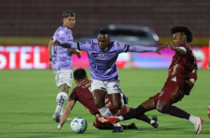 Independiente del Valle avanzó con sufrimiento a los cuartos de final de la Copa Sudamericana, la noche de este 19 de agosto, superando a Mushuc Runa en una serie que en su momento se vio a favor del club de Tungurahua.
