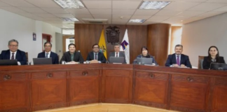 La Comisión Interamericana de Derechos Humanos (CIDH) exhortó al Estado ecuatoriano a garantizar la independencia y seguridad de los jueces de la Corte Constitucional (CC), tras expresar su preocupación por presiones y cuestionamientos que, asegura, ponen en riesgo la autonomía de este organismo.