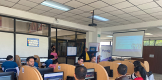 El proyecto, desarrollado por el Municipio de Riobamba junto con la Fundación DATALAT, busca que los riobambeños puedan solicitar audiencias públicas y participar desde sus dispositivos electrónicos. 