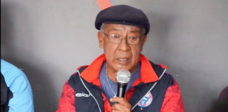 El presidente interino del Centro Deportivo Olmedo, Jaime Tamayo, ofreció una rueda de prensa en la que expuso la situación actual del club riobambeño, abordando aspectos administrativos, financieros y deportivos.