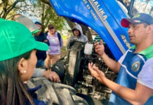 En la provincia de Chimborazo se desarrolló una capacitación teórico-práctica sobre el manejo de tractores y motocultores multifunción, dirigida a técnicos del Ministerio de Agricultura y Ganadería (MAG), con el propósito de fortalecer sus conocimientos y brindar una asistencia más eficiente a los productores en el campo.