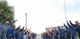 Con más de cuatro décadas de historia, Aglomerados Cotopaxi se ha consolidado como un referente no solo en la producción de tableros de madera, sino también en el fortalecimiento del tejido social y económico de la provincia. La compañía ha demostrado que el crecimiento empresarial puede ir de la mano con el desarrollo humano y la inclusión local.