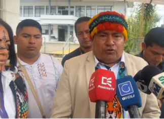Una delegación encabezada por Enrique Ankuash, presidente de la Junta Parroquial de Simón Bolívar, anunció que se han subsanado las observaciones técnicas del proyecto de asfaltado de la vía Kumay–San José, por lo que solicitan a la Secretaría Técnica de la Amazonía la pronta firma del convenio que permitirá ejecutar la obra.