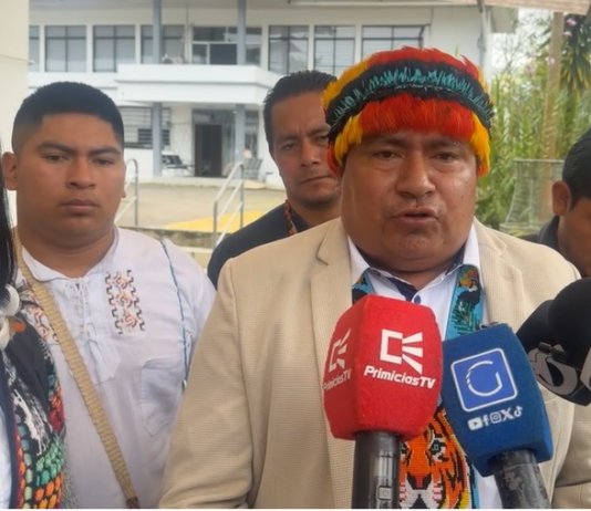 Una delegación encabezada por Enrique Ankuash, presidente de la Junta Parroquial de Simón Bolívar, anunció que se han subsanado las observaciones técnicas del proyecto de asfaltado de la vía Kumay–San José, por lo que solicitan a la Secretaría Técnica de la Amazonía la pronta firma del convenio que permitirá ejecutar la obra.