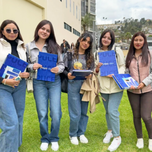 La Pontificia Universidad Católica del Ecuador (PUCE) se consolida como una de las instituciones de educación superior más destacadas del país, al posicionarse en el primer lugar en los indicadores de Empleabilidad y Red Internacional de Investigación dentro del prestigioso QS World University Rankings 2026.