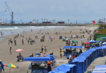 Pese a que el sector turístico esperaba una reducción del IVA del 15% al 8% para incentivar el movimiento interno durante el feriado del 10 de Agosto, esta medida no se aplicará. El ministro de Turismo, Mateo Estrella, explicó que la normativa aún no ha sido reglamentada por el Ejecutivo.