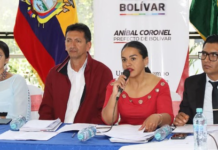 Por convocatoria del prefecto de Bolívar Aníbal Alejandrino Coronel Monar, el Consejo Provincial de Bolívar llevó a cabo una sesión ordinaria en la que se conocieron, analizaron y aprobaron los puntos previstos en el orden del día.