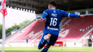 El joven ecuatoriano Kendry Páez dio sus primeros pasos en el fútbol europeo, vistiendo la camiseta del Racing de Estrasburgo en un amistoso frente al Mainz 05 de Alemania. El encuentro fue parte de la preparación para la Ligue 1 y fue la presentación para el volante de 18 años, aunque dejó sensaciones mixtas en su rendimiento.
