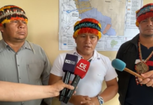 Dirigentes de la Federación Shuar de Pastaza (FENASH) y del Gobierno Parroquial de Simón Bolívar anunciaron una movilización hacia las instalaciones de la Circunscripción Territorial de Pastaza (CTEA) en protesta por la negativa de la institución a firmar el convenio para la ejecución del asfaltado de la vía Kumay–San José.