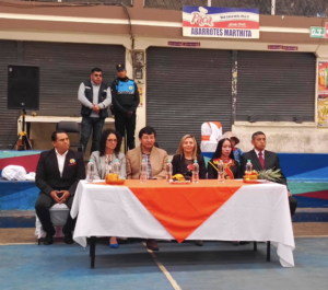 Este martes 19 de agosto, la ciudad de Riobamba marcó un precedente nacional al inaugurar en el mercado Santa Rosa, el primer espacio con promotores nutricionales, iniciativa impulsada por el Municipio con el propósito de fortalecer los hábitos de alimentación saludable entre la población.