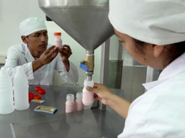 El Ministerio de Educación presentó oficialmente en Santo Domingo de los Tsáchilas el Acuerdo Ministerial 2025-00031 EPJA TEC, una propuesta educativa innovadora dirigida a jóvenes, adultos y adultos mayores con escolaridad inconclusa.