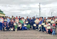 En el cantón Guano, provincia de Chimborazo, 62 productores de la comunidad Cahuají Alto culminaron un proceso de formación especializado en el marco de las Comunidades de Aprendizaje de la Agricultura Familiar Campesina (AFC), impulsadas por la Dirección Distrital de Chimborazo del Ministerio de Agricultura, Ganadería y Pesca (MAG).