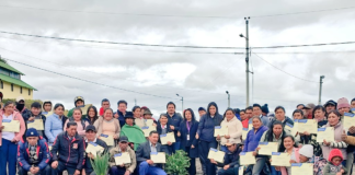 En el cantón Guano, provincia de Chimborazo, 62 productores de la comunidad Cahuají Alto culminaron un proceso de formación especializado en el marco de las Comunidades de Aprendizaje de la Agricultura Familiar Campesina (AFC), impulsadas por la Dirección Distrital de Chimborazo del Ministerio de Agricultura, Ganadería y Pesca (MAG).