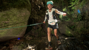 Por segunda vez consecutiva, el Ultra Trail de Mont-Blanc (UTMB) volvió a los paisajes andinos de Ecuador, Joaquín López se alzó como el nombre más fuerte de esta competencia.