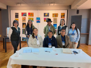Este sábado 16 de agosto, la ciudad de Riobamba vivió una jornada democrática con la elección del nuevo directorio de la Casa de la Cultura Ecuatoriana “Benjamín Carrión”, núcleo de Chimborazo. El proceso se cumplió con total normalidad, gracias al acompañamiento técnico y logístico brindado por el Consejo Nacional Electoral (CNE).
