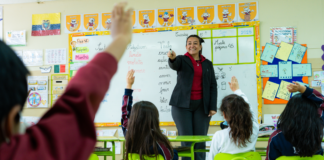 Elegir un colegio no es una tarea sencilla ni debe tomarse a la ligera. Esta decisión impacta directamente en el futuro académico, emocional y social de los niños. Por ello, especialistas en educación destacan la importancia de realizar una búsqueda responsable y bien informada antes de decidir.