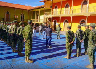 Guaranda cuenta con un mayor resguardo militar. El Grupo de Artillería Autopropulsada N.º 11 “Tnte. Rodríguez” desplegó en la ciudad diversos operativos de control de armas, municiones y explosivos, con el propósito de reforzar la seguridad ciudadana y prevenir hechos delictivos.