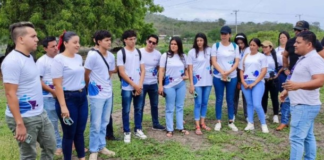 Desde este 5 de agosto, los jóvenes ecuatorianos interesados en ser parte del programa gubernamental Jóvenes en Acción pueden postularse para acceder a uno de los 80.000 cupos disponibles en su segunda etapa. Esta iniciativa busca ofrecer oportunidades laborales temporales a jóvenes de entre 18 y 29 años.