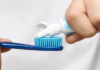 La Agencia Nacional de Regulación, Control y Vigilancia Sanitaria (Arcsa) emitió una advertencia sobre la crema dental Colgate Total Clean Mint, luego de que este producto fuera retirado del mercado en México por posibles efectos adversos en la salud.