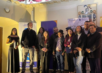 La Universidad Indoamérica reafirma que su compromiso con el desarrollo del país va más allá de lo académico. En el marco de su creciente presencia en la región central del Ecuador, con el apoyo de la institución se llevó a cabo con éxito el V recital poético musical itinerante Ruta Poética Ecuador 2025, un evento cultural de alto nivel que tuvo lugar en la emblemática Casa de los Marqueses de Latacunga.