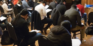 El Ministerio de Capital Humano de Argentina anunció que únicamente convalidará los títulos médicos acreditados por la Federación Mundial de Educación Médica (WFME). Esto impacta directamente a Ecuador, pues sus universidades no cuentan con este aval internacional.