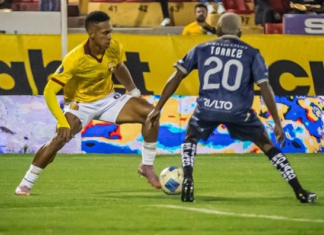 El golpe fue duro, Barcelona Sporting Club, volvió a despedirse prematuramente de la Copa Ecuador en los dieciseisavos de final. El verdugo esta vez fue Cuenca Juniors, cuadro de Segunda Categoría, que con orden, intensidad y eficacia superó con autoridad al Ídolo del Astillero por 2-0.