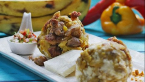 El plátano verde, uno de los ingredientes más versátiles y apreciados en la cocina ecuatoriana, vuelve a ser protagonista internacional. Esta vez lo hace de la mano del popular ‘streamer’ español Ibai Llanos, quien lanzó el reto viral denominado “Mundial de Desayunos”, una competencia virtual que enfrenta a los desayunos más representativos de distintos países.