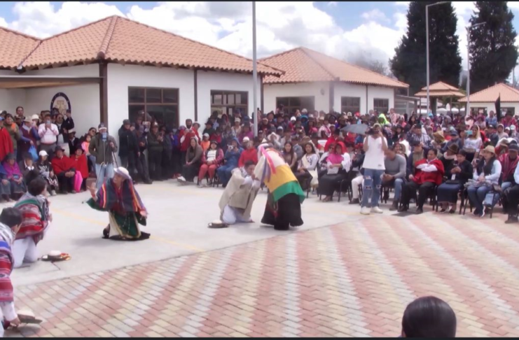 Este 1 de agosto, el cantón Colta celebró con orgullo un nuevo hito para su desarrollo local: la inauguración oficial del Centro Gastronómico Jaguar Andino, una obra que busca dinamizar la economía, fortalecer el turismo y rescatar las tradiciones culinarias del pueblo coltense.