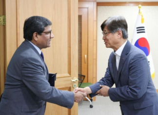 El ministro de Producción, Comercio Exterior e Inversiones, Luis Alberto Jaramillo, desarrolla en Corea del Sur una serie de reuniones estratégicas en la antesala de la firma del acuerdo comercial entre ambos países, prevista para este martes 26 de agosto de 2025.