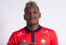 La muerte de Marcos Olmedo, mediocampista de Mushuc Runa, en un accidente de tránsito ocurrido en Quinindé, ha causado dolor en el deporte nacional. A sus 26 años, el volante central vivía un momento de madurez deportiva, pero su carrera y su vida se apagaron de manera abrupta en una carretera, en circunstancias aún no reveladas.