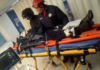 La noche del 03 de agosto, los Bomberos del cantón Chambo recibieron una alerta a través de la plataforma X1 sobre un accidente de motocicleta, el incidente involucró a una joven de 20 años, quien sufrió un impacto mientras conducía su motocicleta, presentando lesiones en sus extremidades superiores e inferiores.