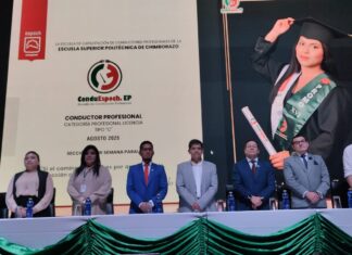 El viernes 29 de agosto del 2025 a partir de las 10H00 en el Auditorio “Romeo Rodríguez” de la ESPOCH, la Empresa Pública Escuela de Conducción Profesional CONDUESPOCH – EP, realizó la Ceremonia de Graduación de la Décimo Sexta Promoción de Conductores Profesionales, Período febrero - agosto 2025, junto a autoridades, docentes, personal administrativo, padres de familia, estudiantes y ciudadanía en general.