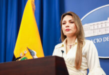 Durante una conferencia de prensa desde el Palacio de Carondelet, la vocera presidencial Carolina Jaramillo Garcés destacó los avances conseguidos por el presidente Daniel Noboa en su reciente gira oficial por Brasil, Uruguay y Argentina.
