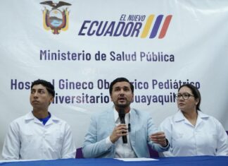 Ante la Comisión de Salud de la Asamblea Nacional, el ministro Jimmy Martin Delgado respondió a la controversia sobre la muerte de recién nacidos en el Hospital Universitario de Guayaquil, calificando de “mentirosas” las versiones que afirmaban que 18 bebés habían fallecido por el uso de cánulas reutilizadas.