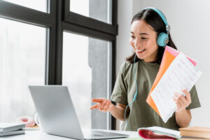 Por mucho tiempo, la educación en línea fue vista como una alternativa de segunda, algo para quienes no podían asistir a una universidad tradicional. Sin embargo, ahora las carreras virtuales son una opción consolidada y de alta calidad.