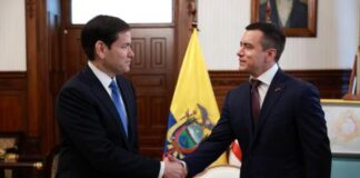 En una reunión a puertas cerradas en el Palacio de Carondelet, el Secretario de Estado de EE.UU., Marco Rubio, se reunió con el presidente de Ecuador, Daniel Noboa, para dialogar sobre seguridad, economía y cooperación bilateral, en medio de un fuerte dispositivo de vigilancia militar y policial.