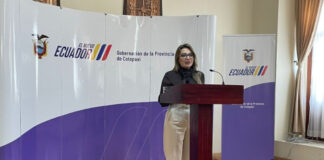 El Ejecutivo de Daniel Noboa ratificó este lunes que la decisión de eliminar el subsidio al diésel, que eleva su precio de USD 1,80 a USD 2,80 por galón, es definitiva. Carolina Jaramillo, vocera de la Presidencia, declaró desde Latacunga que no aceptarán presiones ni retrocesos pese a la movilización de gremios, comunidades indígenas y transportistas.