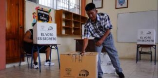 Ecuador fija fechas y presupuesto para el referéndum 2025