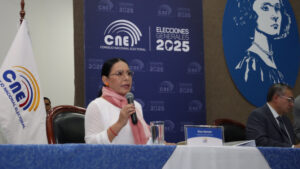 El Consejo Nacional Electoral (CNE) aprobó hoy el inicio del proceso electoral para la Consulta Popular 2025, que se realizará de manera simultánea con el referéndum planteado por el Ejecutivo.